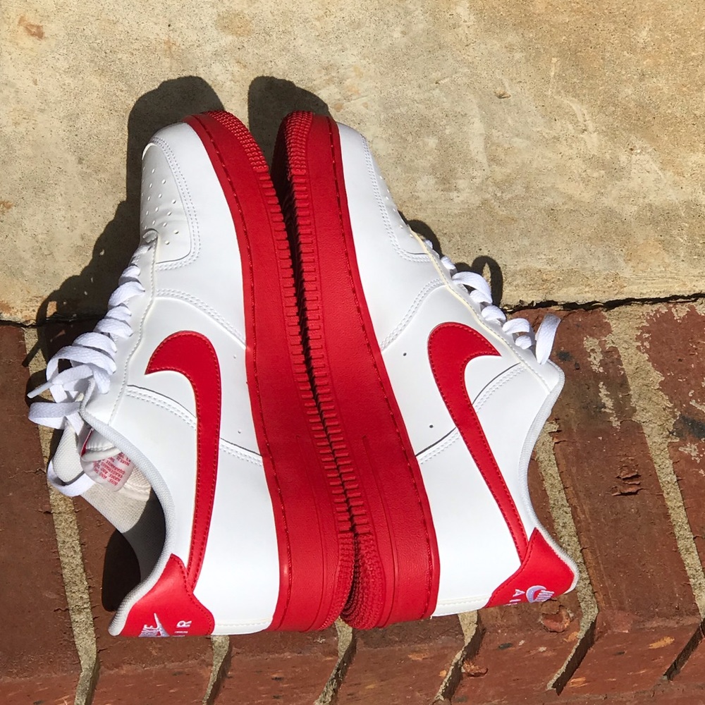 Nike Air Force One Red Midsole Sz 8.5 - Picture 5 of 8